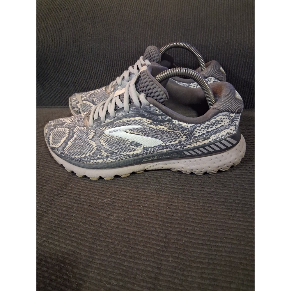 Brooks Shoes Womens‎ Sz 9.5 Adrenaline GTS 20 Snakeskin Running 1202961B071 Gray